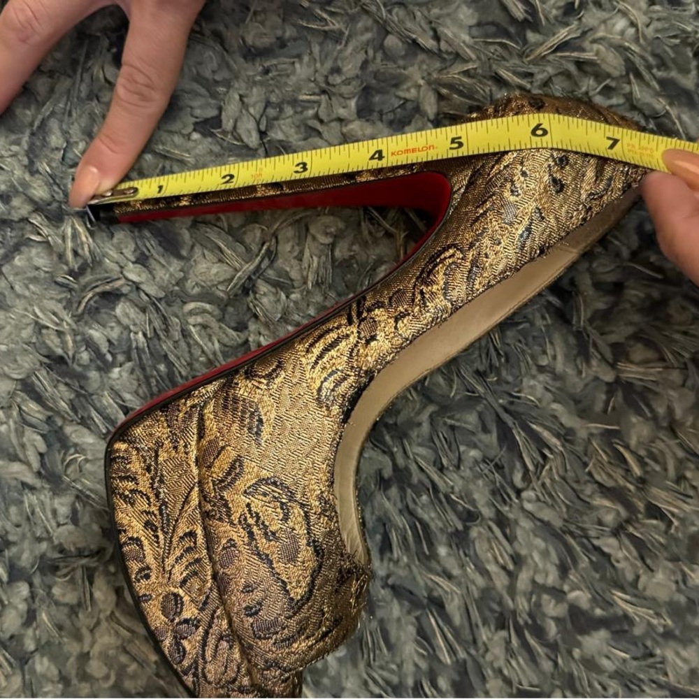 Christian Louboutin Gold Brocade Fabric Lady Peep-Toe - Picture 11 of 11